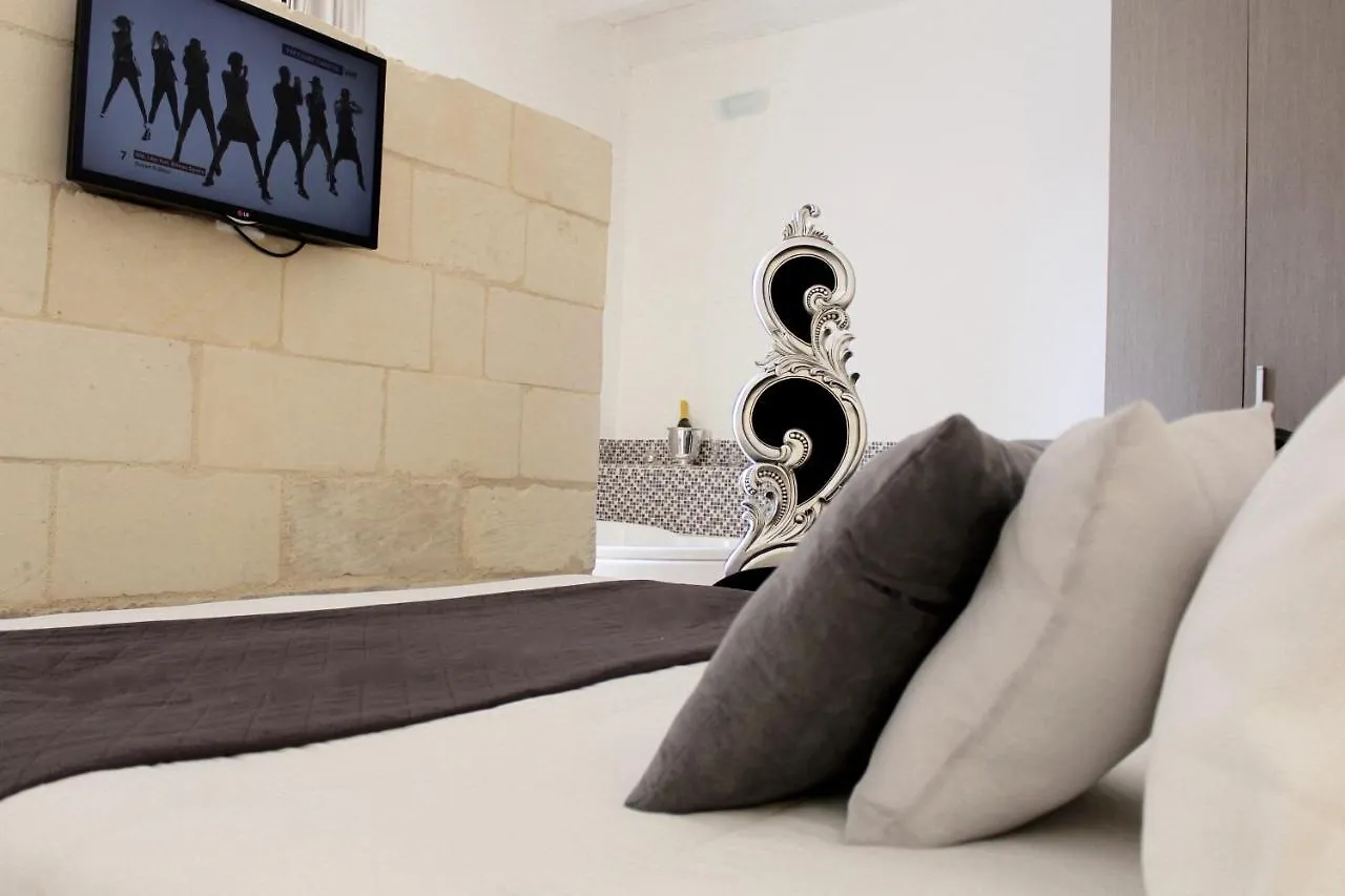Up Room&Suite Lecce 2*,